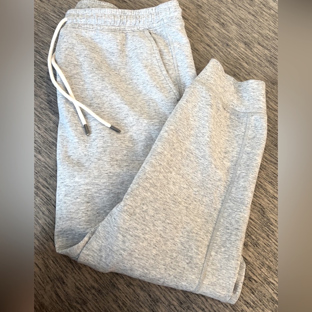 American Eagle Grey Joggers